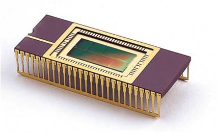 ▲1994년 삼성전자가 세계 처음으로 개발한 256Mb D램./삼성전자