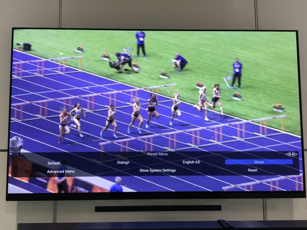 MPEG-H 기술이 적용된 스포츠 중계 화면. 아나운서 중계 오디오를 지우거나 키울 수 있다. /안석현 기자