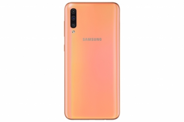 Samsung's Galaxy A50 has a glasstic film attached to its back plate./Samsung electronics