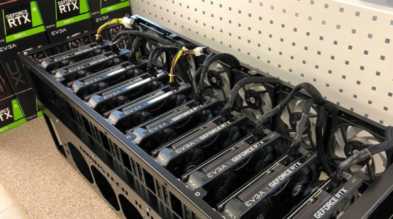 채굴용 그래픽카드. /사진=IT즈자