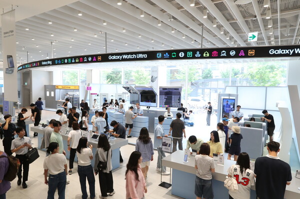삼성전자 '갤럭시 Z 폴드6·Z 플립6' 체험존.