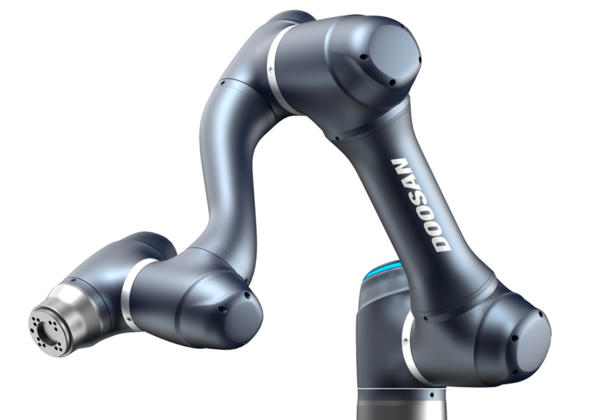 두산그룹은 계열사 내 반도체 캡티브 수요도 많은 편이다. 사진은 두산로보틱스가 생산한 산업용 로봇. /사진=두산로보틱스