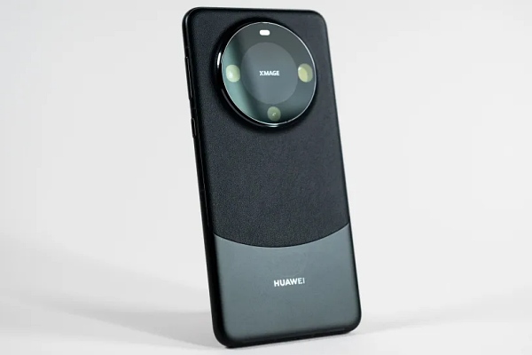 화웨이의 플래그십 스마트폰 '메이트60 프로'. /자료=화웨이