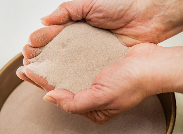 지르코늄샌드. /사진=Doral