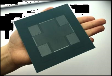 패키지 기판은 면적이 넓어질수록 만들기 어렵고 부가가치가 높다. 사진은 100㎜ X 100㎜ 크기의 FC-BGA. /사진=대덕전자