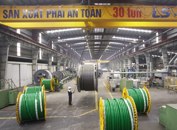 LS에코에너지 베트남 생산법인 LS-VINA 내부 시설 모습.